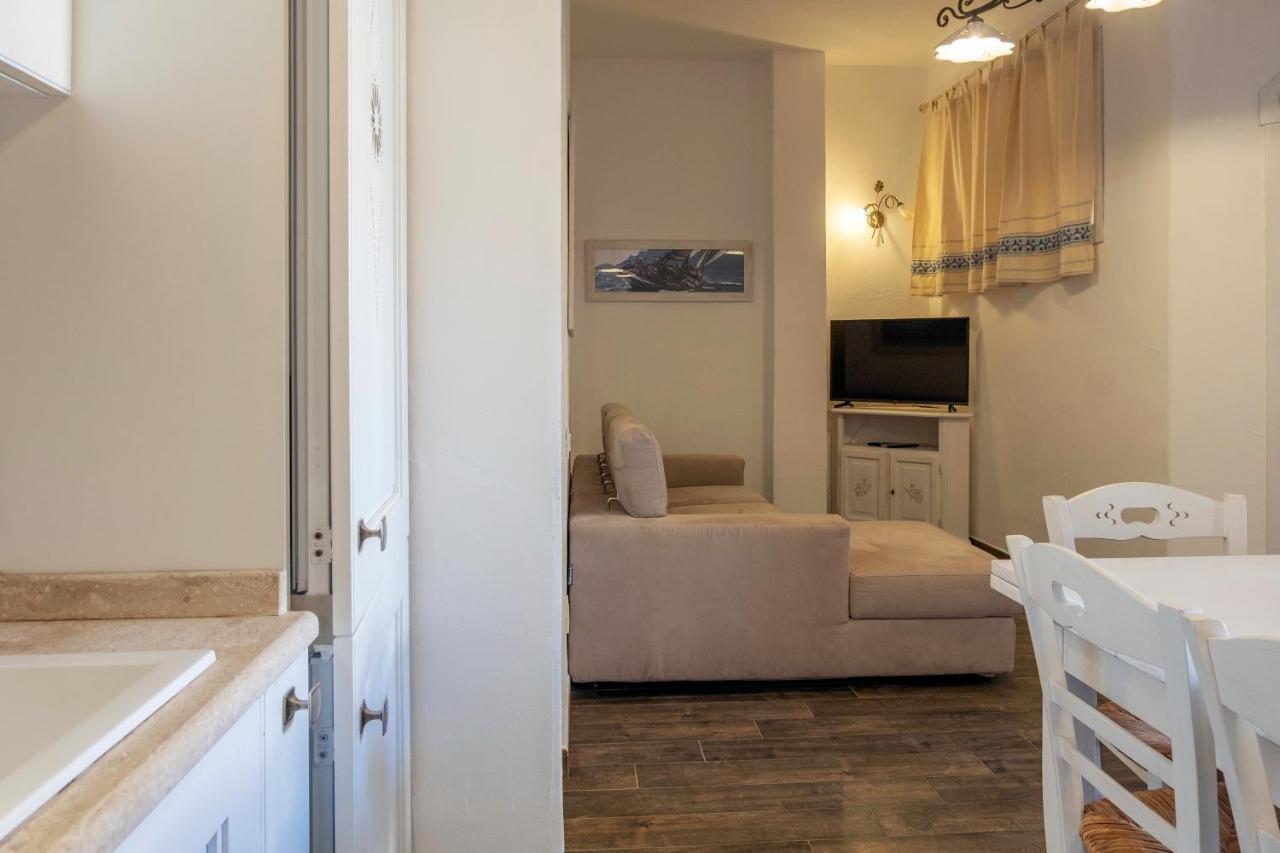Orso Residence Палау Экстерьер фото